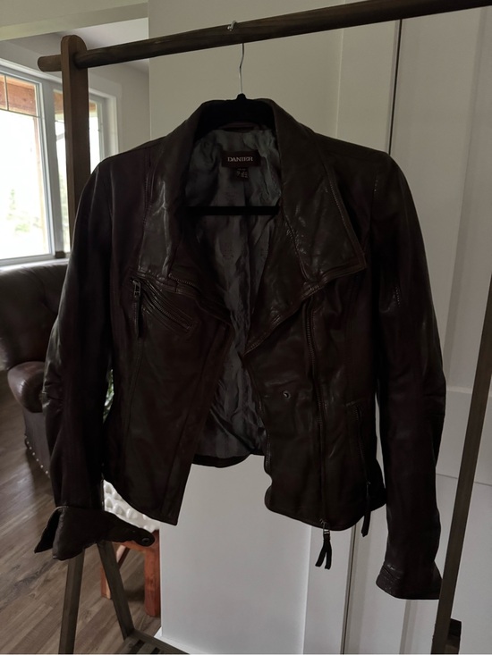 Danier Jackets & Blazers - Danier Women’s Dark Brown Leather Biker Jacket